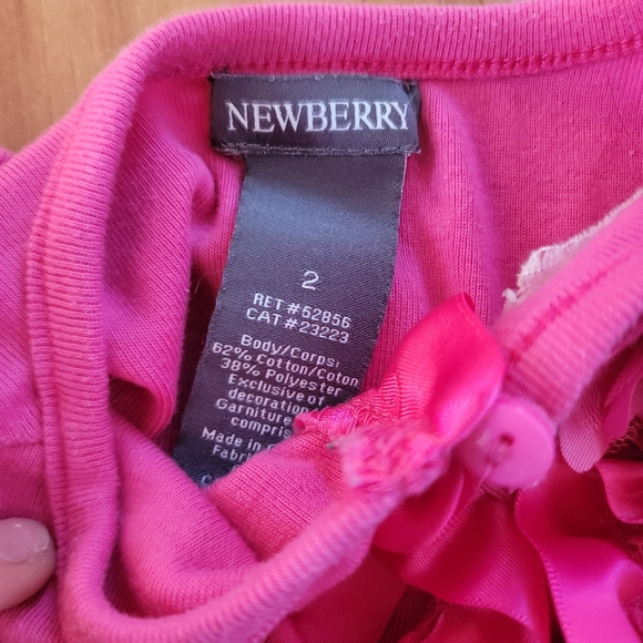 NEWBERRY Longsleeve Crop Cardigan with Flower Detail Pink - Picture 2 of 4